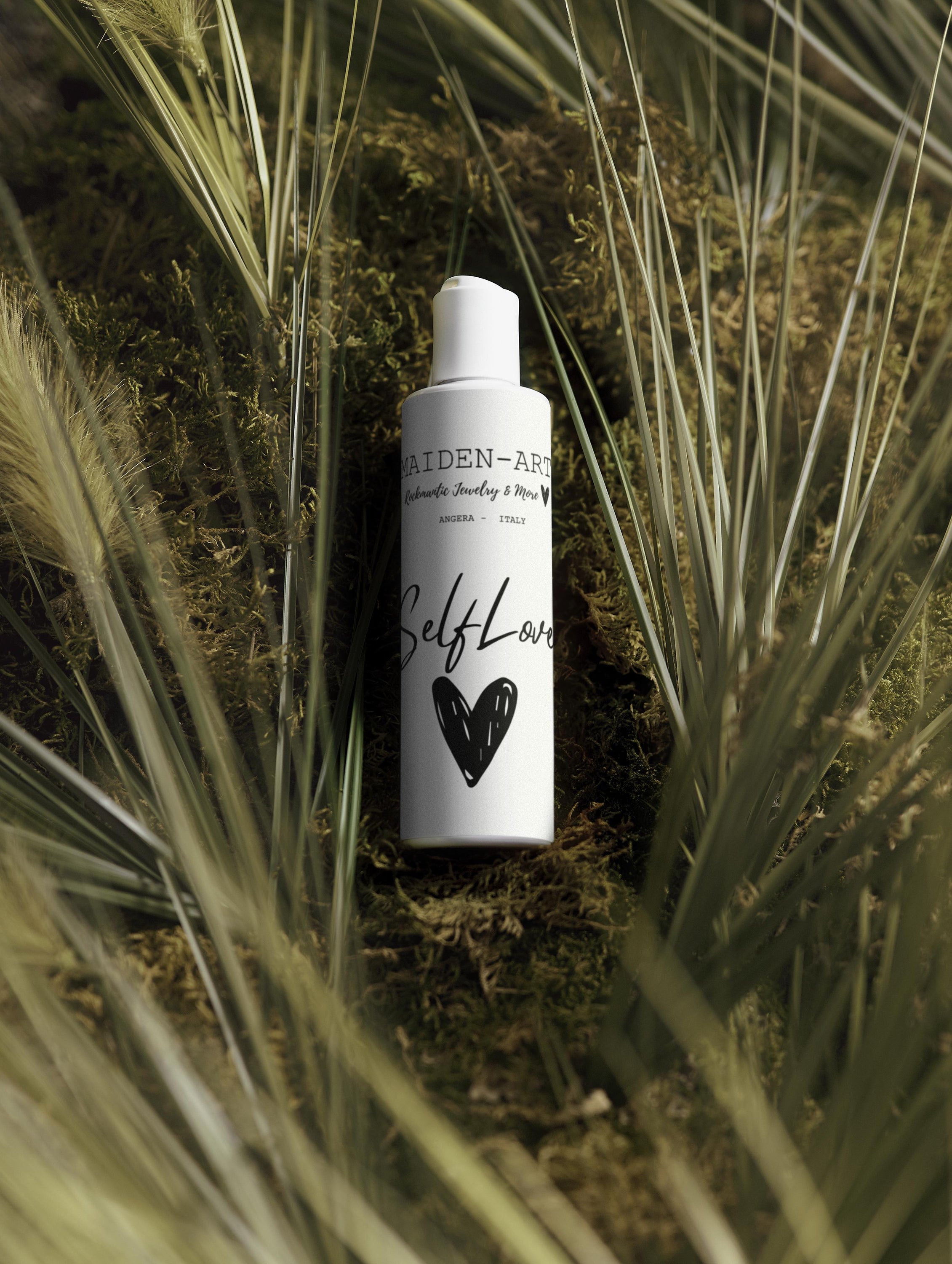 Lotion Tonique Hydratante Radiant Revival – Eau de Rose & Acide Hyaluronique