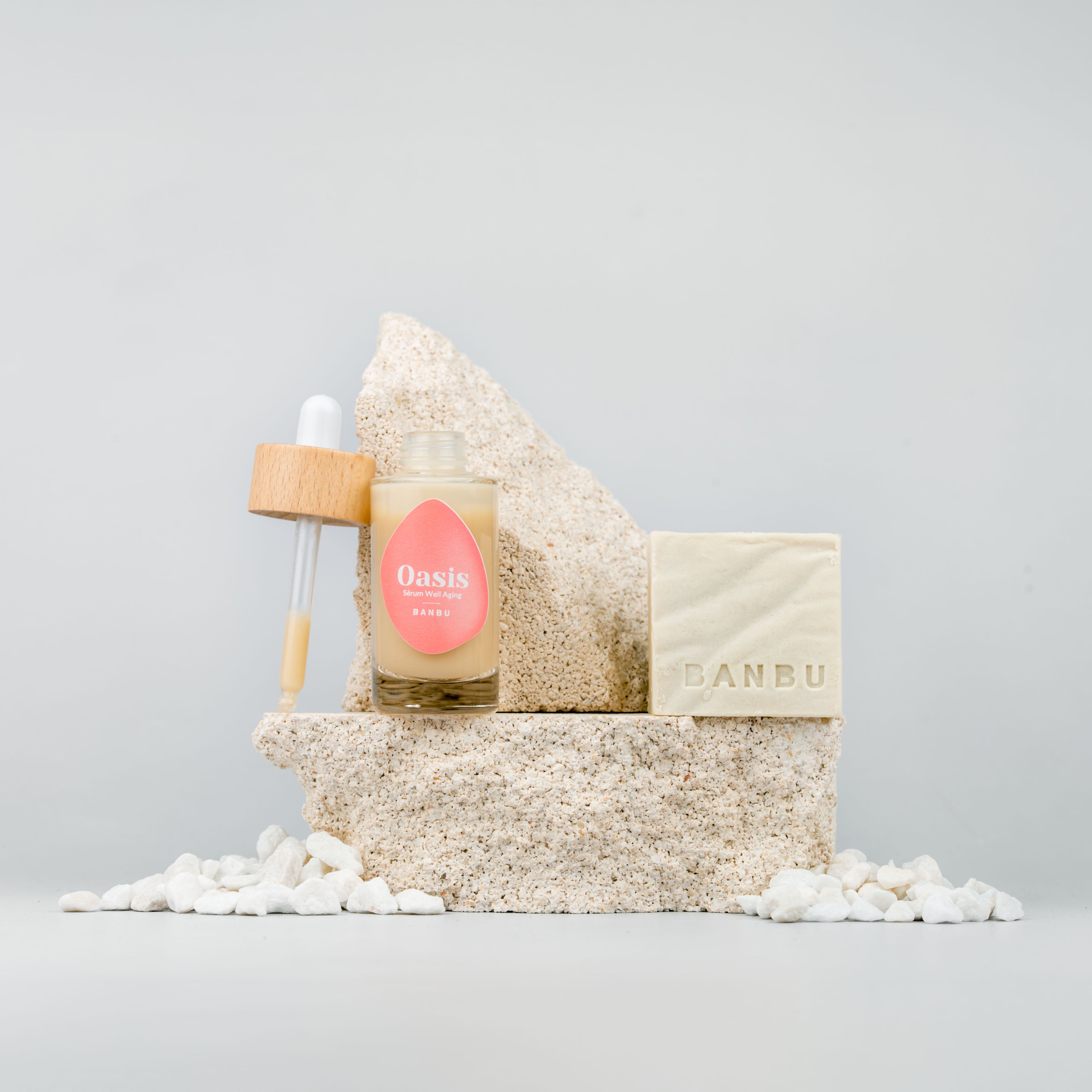 Oasis – Sérum Visage Anti-Âge & Éclat Naturel